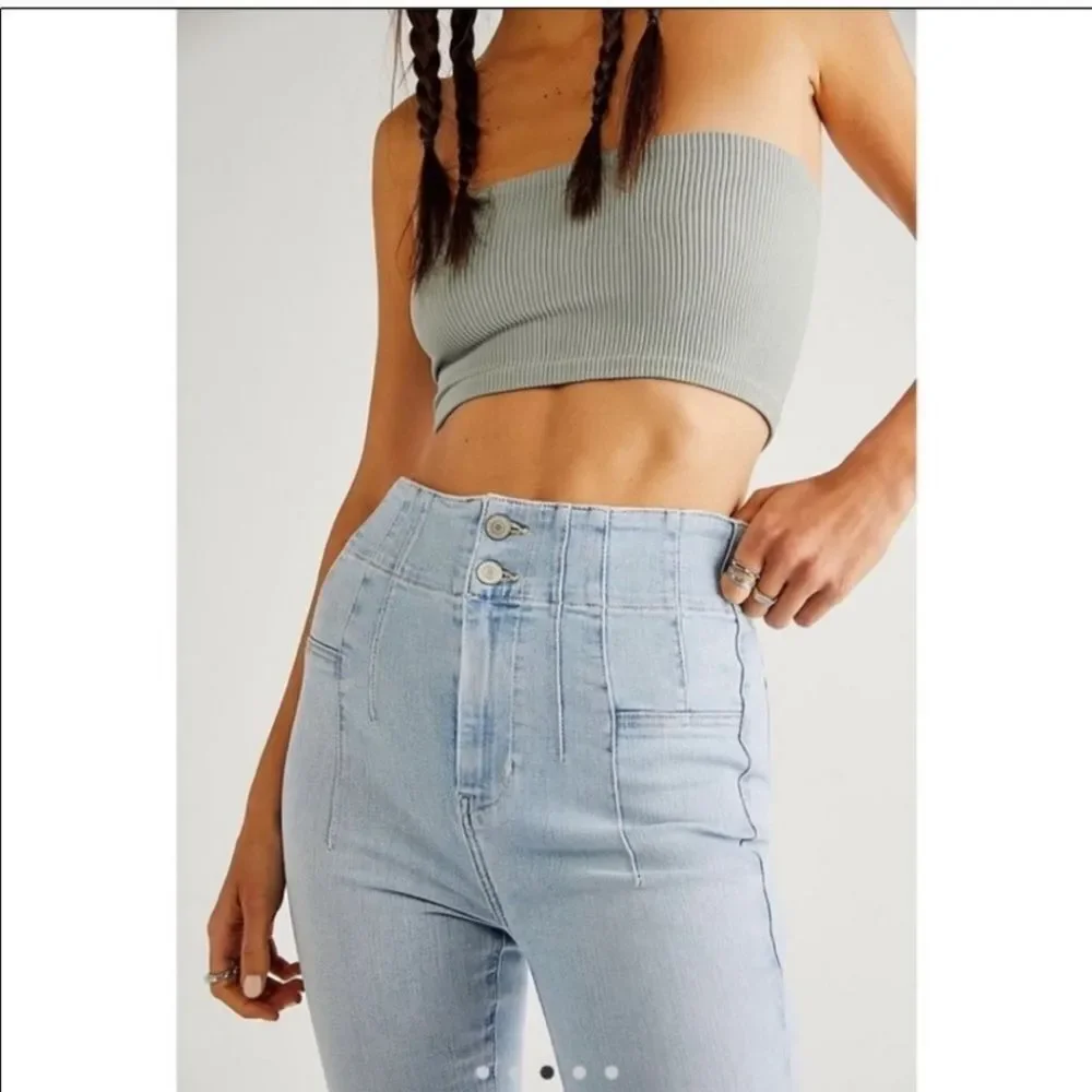 NWT Free People We The Free Jayde Flare Jeans in Sea Wash